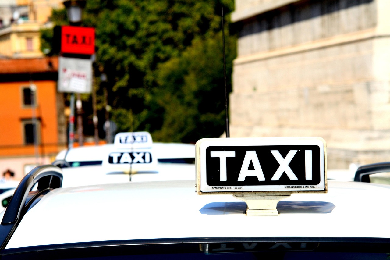 Les taxis parisiens renforcés par de nouvelles mesures gouvernementales